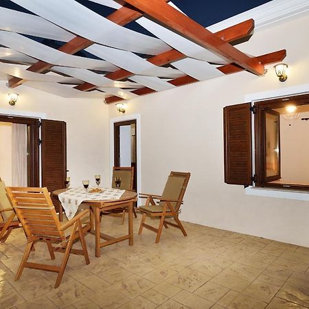 Anna 'S House - Garden Cottage In Киссамос Экстерьер фото